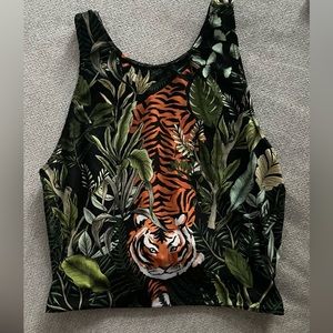 Yoga Democracy tiger 🐅 crop top